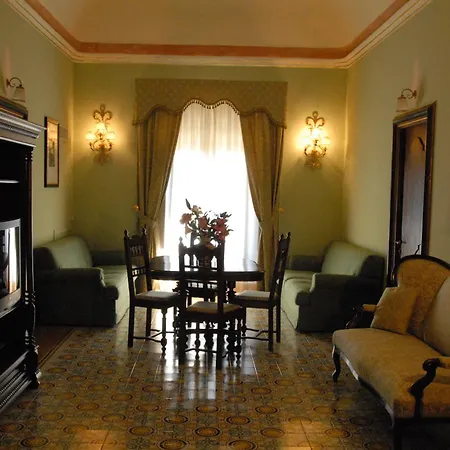 Palocla Hotel
