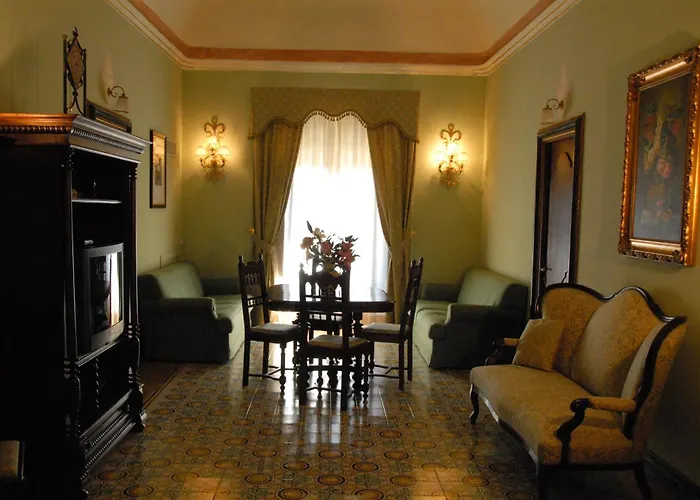 Palocla Hotel
